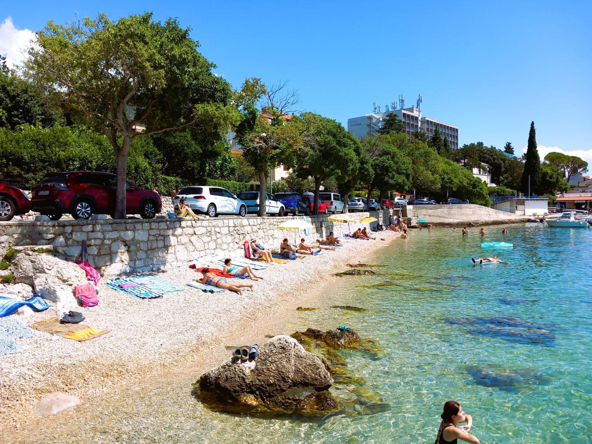 Апартаменты Branko Fabijanic Front Row By The Sea Селце Экстерьер фото